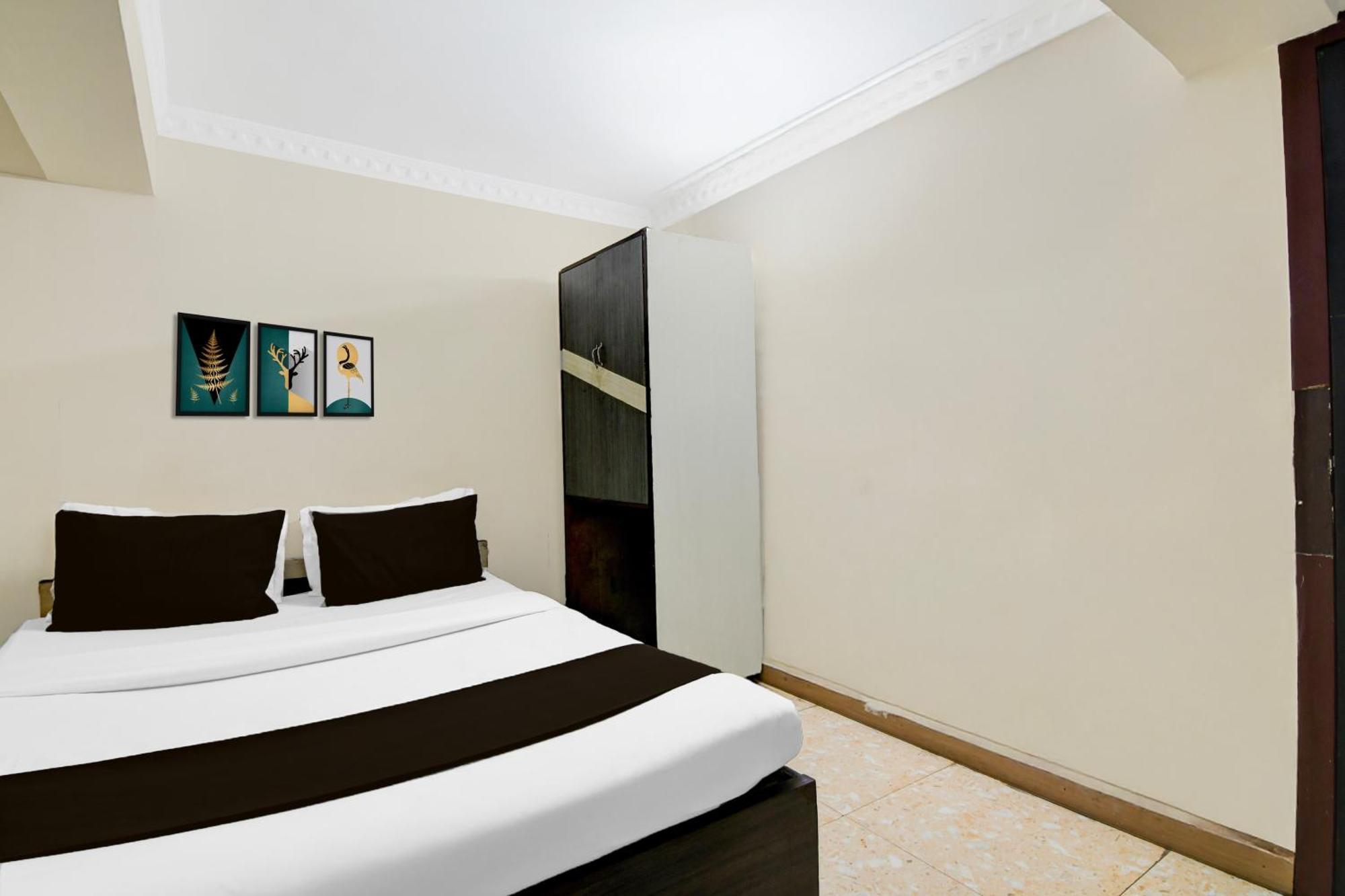 Super Hotel O Sarat Bose Road Formerly Shree Guest House Колката Екстериор снимка